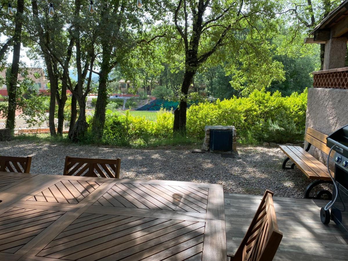 Les Mazets De La Cascade Apartman Salernes Kültér fotó