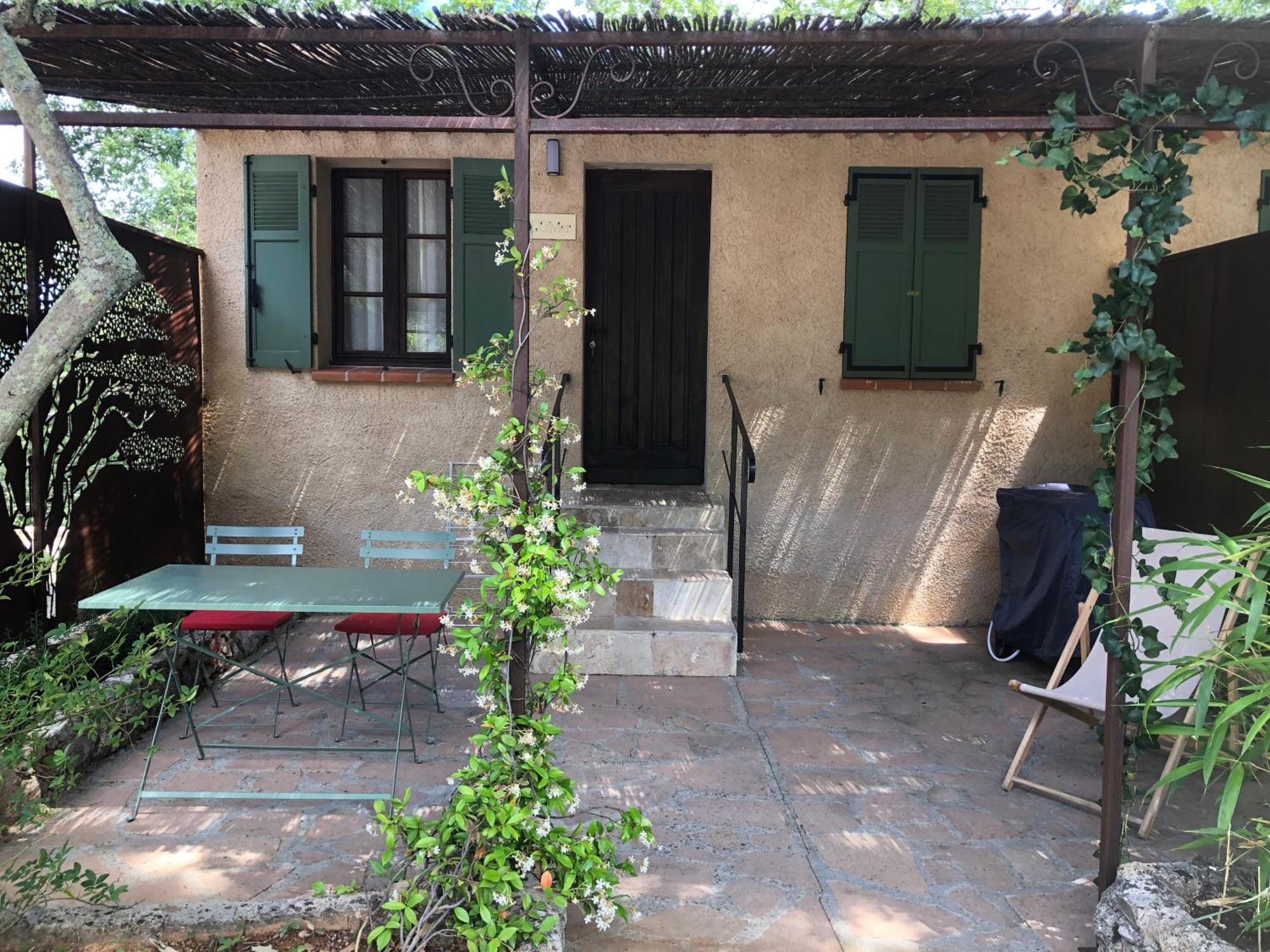 Les Mazets De La Cascade Apartman Salernes Kültér fotó